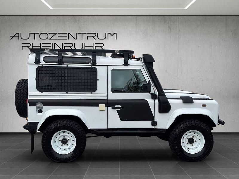 Gebraucht Land Rover Defender 122 PS (89 kW) 2013 SUV