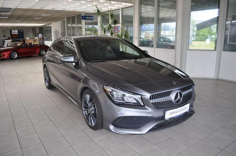 Gebraucht Mercedes CLA250 AMG line 211 PS (155 kW) 2018 Grau Limousine