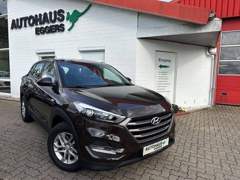 Braun Gebraucht 2018 Hyundai Tucson Classic SUV | 12.940 € (Guter Preis) - Bild 1/4