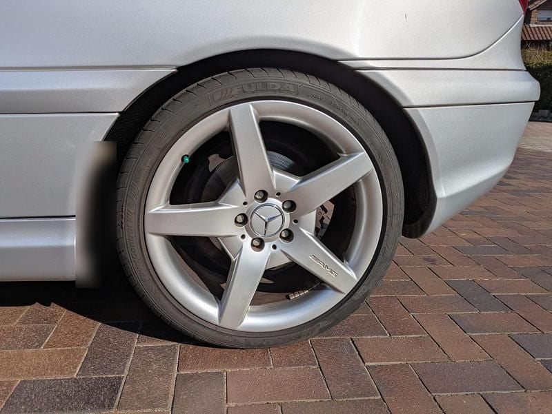 Gebraucht Mercedes C220 150 PS (110 kW) 2005 Silber Coupé