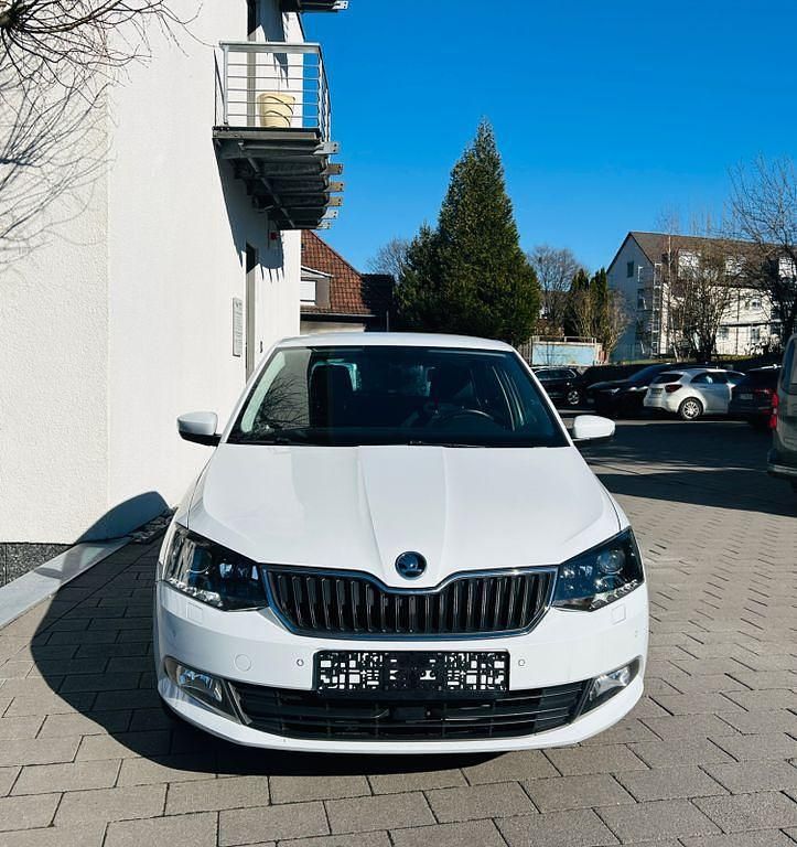 Gebraucht Skoda Fabia Joy 110 PS (80 kW) 2017 Weiß Limousine