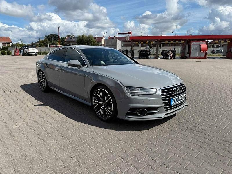 Gebraucht Audi A7 Ambiente 326 PS (239 kW) 2015 Grau Kleinwagen
