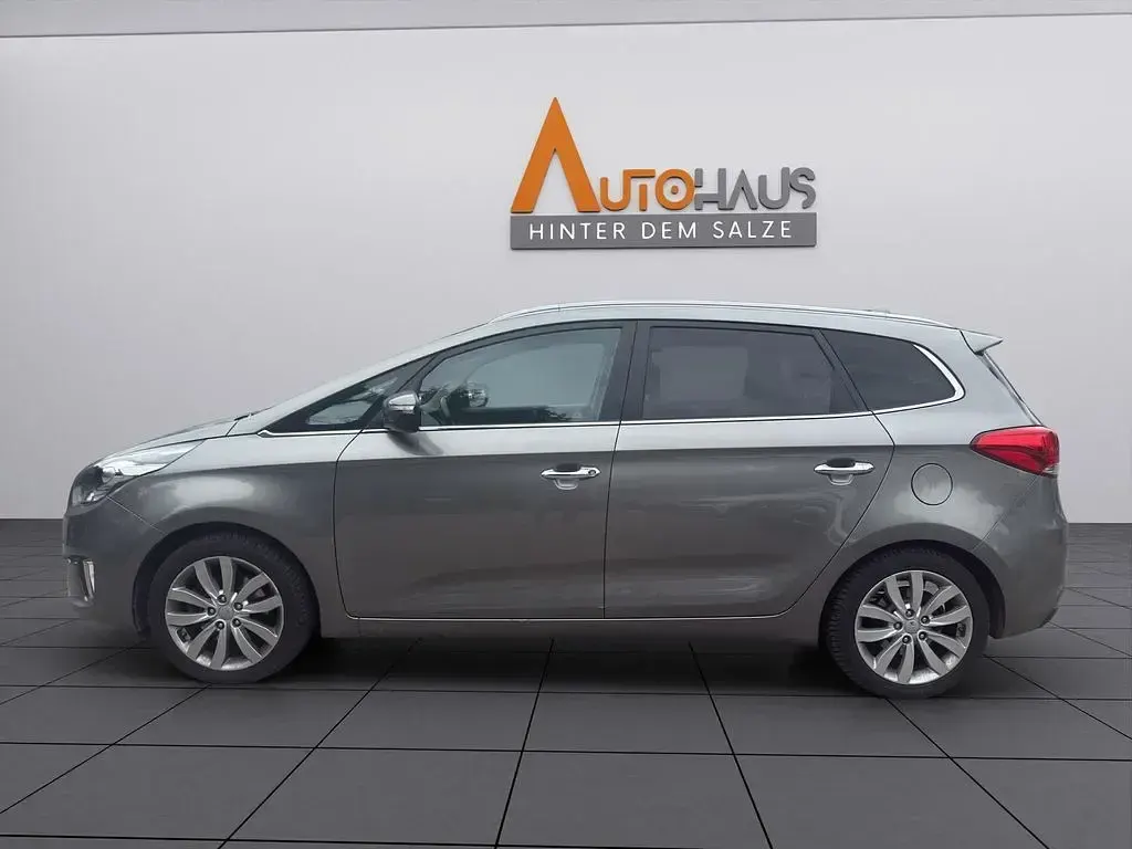 Gebraucht Kia Carens 135 PS (99 kW) 2016 Silber Van / Kleinbus