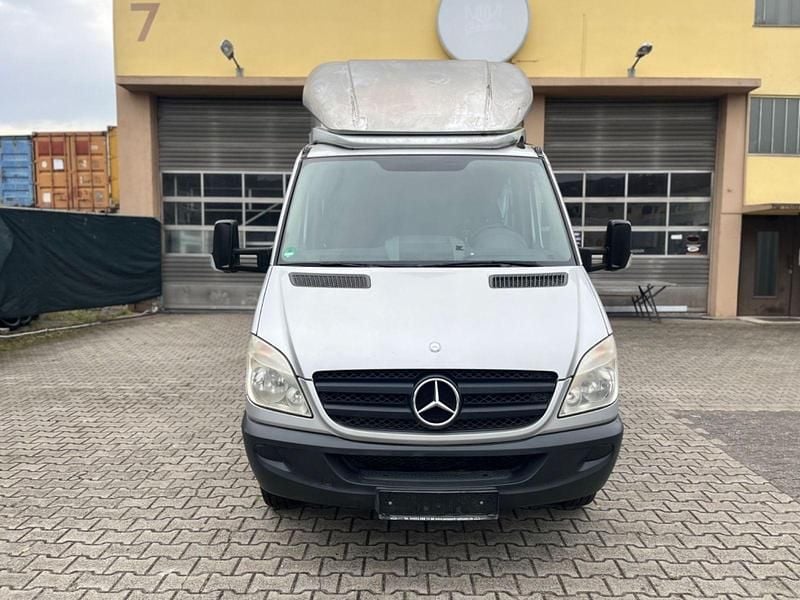 Usado Mercedes Sprinter 184 HP (135 kW) 2009 Prateado Van