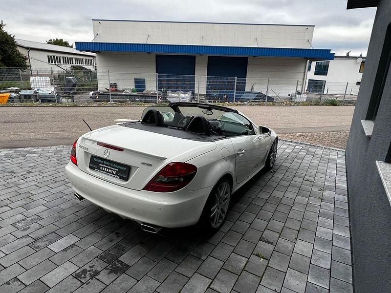 Gebraucht Mercedes SLK280 231 PS (169 kW) 2008 Weiß Cabrio