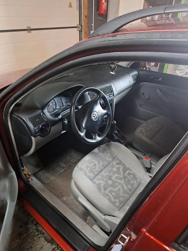 Gebraucht VW Golf IV 75 PS (55 kW) 1999 Rot Kombi