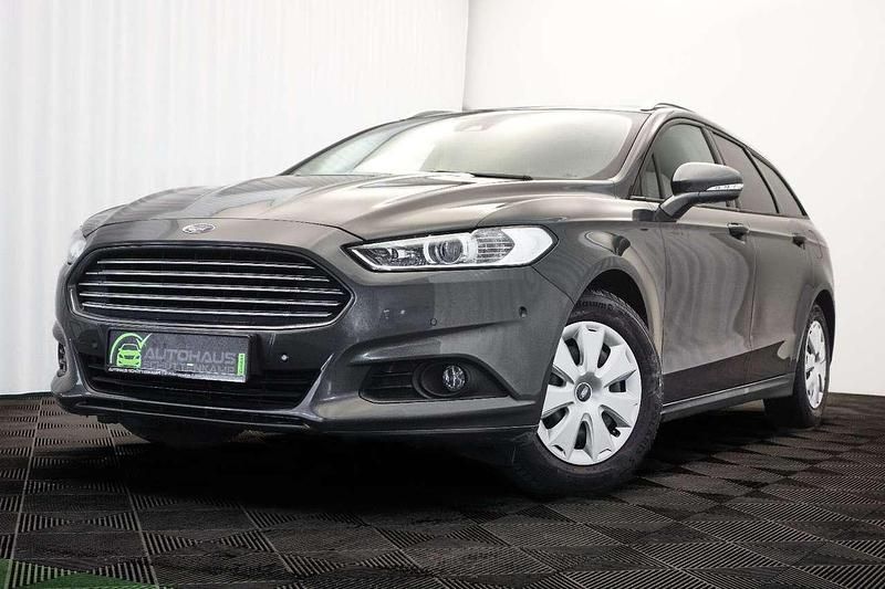 Usado Ford Mondeo 120 CV (88 kW) 2016 Gris Familiar