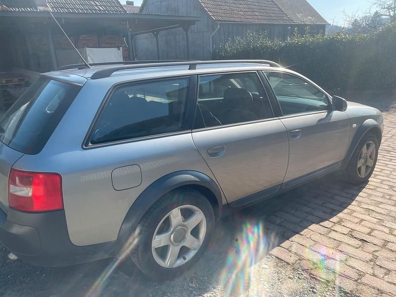 Gebraucht Audi A6 Allroad 180 PS (132 kW) 2002 Silber Kombi