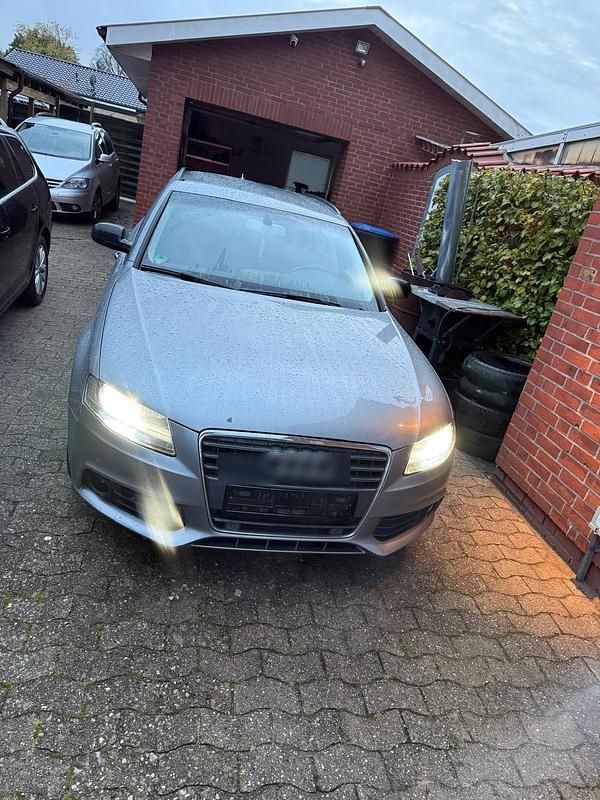 Gebraucht 2011 Audi A4 Kombi | 5.500 € (Superpreis) - Bild 1/4