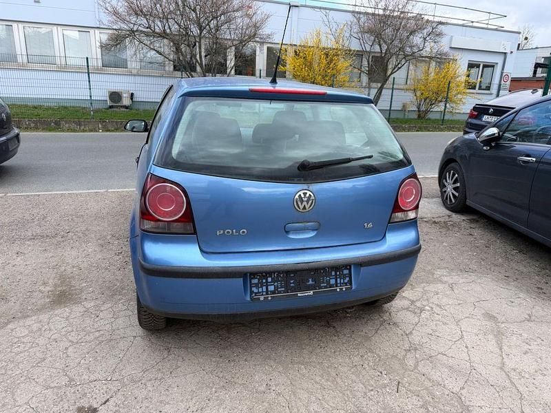 Gebraucht VW Polo 80 PS (58 kW) 2007 Blau Kleinwagen