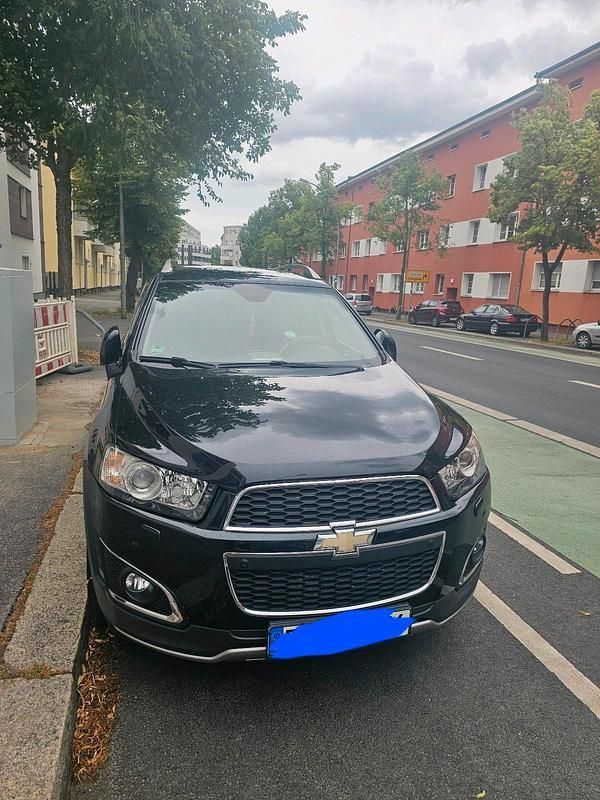 Schwarz Gebraucht 2013 Chevrolet Captiva SUV | 11.000 € (Etwas zu teuer) - Bild 1/4