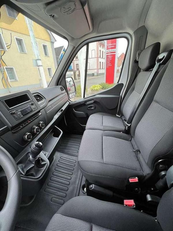 Gebraucht Renault Master Komfort 150 PS (110 kW) 2022 Mineral weiss Van