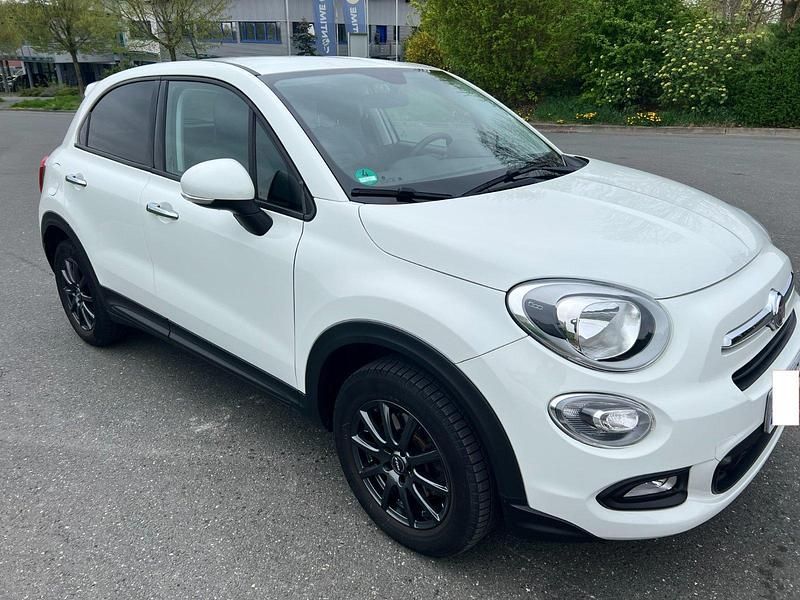Weiß Gebraucht 2017 Fiat 500X Cross SUV | 9.990 € (Fairer Preis) - Bild 1/4