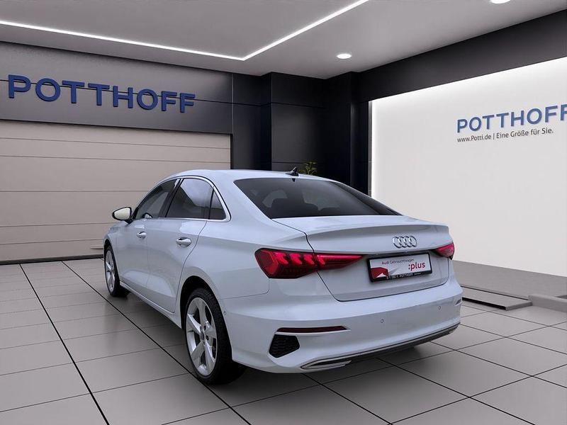 Second-hand Audi A3 Advanced 116 CP (85 kW) 2024 Alb Berlinǎ