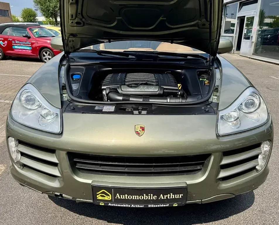 Gebraucht Porsche Cayenne 290 PS (213 kW) 2009 Gold SUV