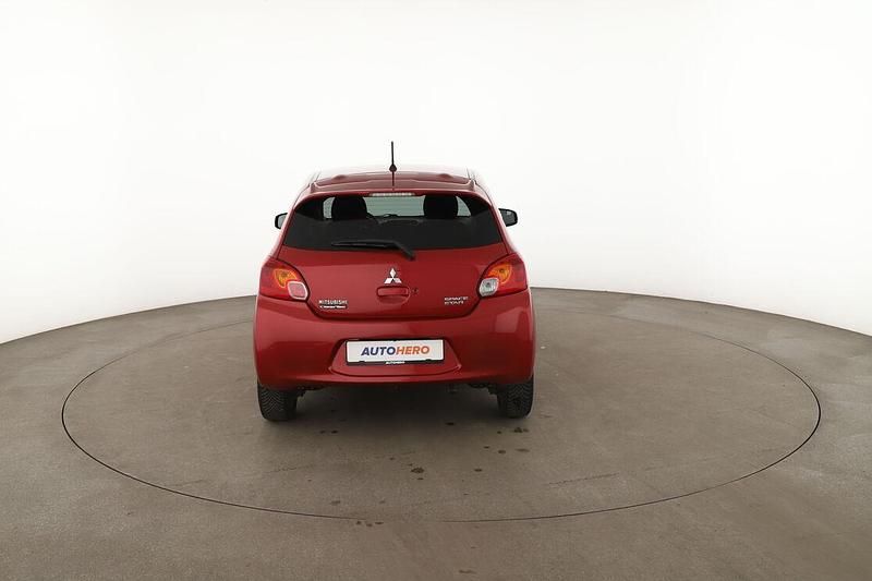 Gebraucht Mitsubishi Space Star Classic Collection Plus 80 PS (58 kW) 2016 Rot Limousine