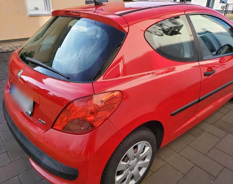 Rot Gebraucht 2006 Peugeot 207 Kleinwagen | 1.200 € (Guter Preis) - Bild 1/4