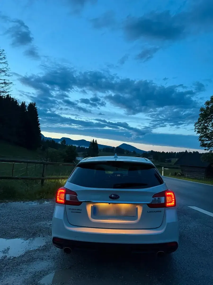 Gebraucht Subaru Levorg GT 170 PS (125 kW) 2016 Weiß Kombi