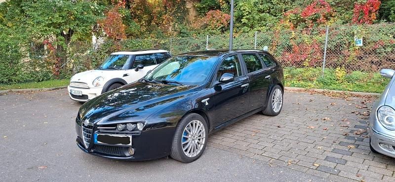 Schwarz Gebraucht 2006 Alfa Romeo 159 Distinctive Kombi | 1.999 € (Guter Preis) - Bild 1/4