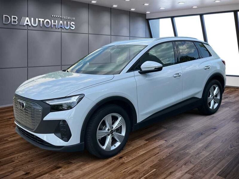 Weiß Gebraucht 2023 Audi Q4 e-tron SUV | 33.450 € (Superpreis) - Bild 1/4