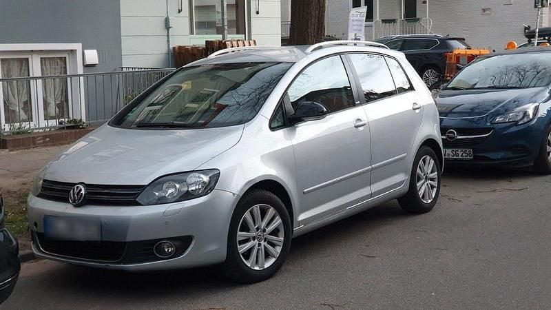 Gebraucht VW Golf VI Trendline 86 PS (63 kW) 2011 Silber Kleinwagen