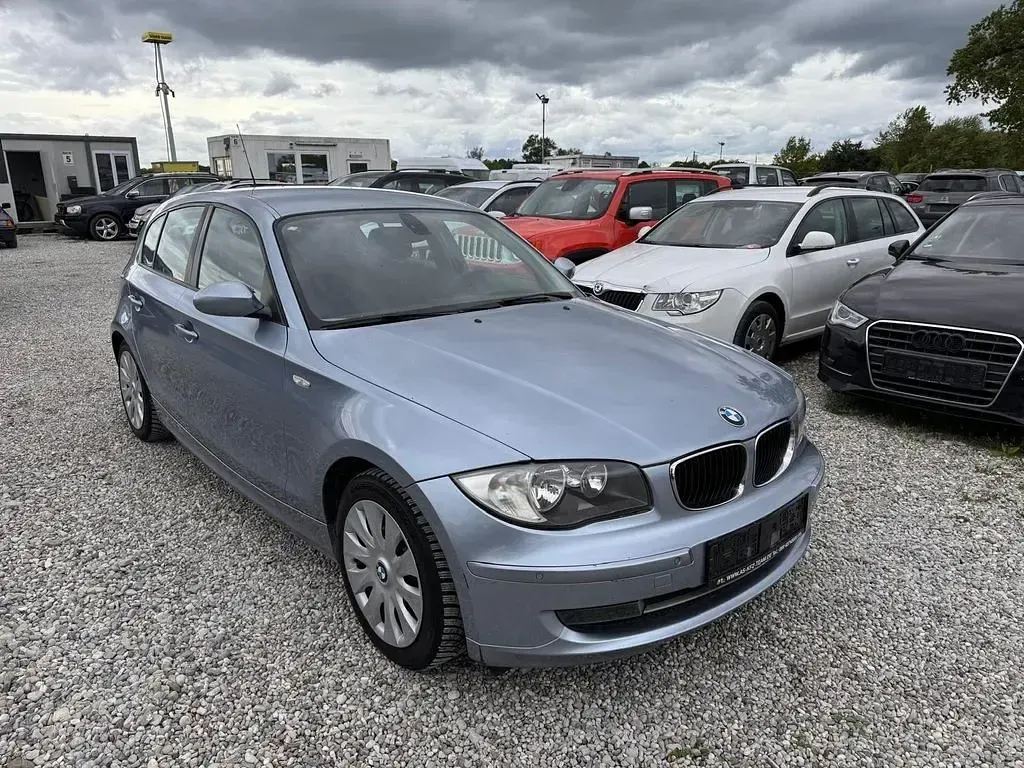 Gebraucht BMW 118 143 PS (105 kW) 2009 Blau Kleinwagen