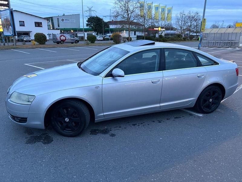 Second-hand Audi A6 177 CP (130 kW) 2004 Argintiu Berlinǎ