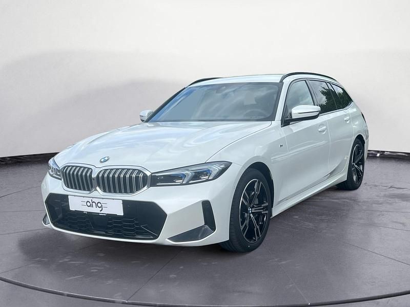 Weiß Neu 2025 BMW 330 Performance Kombi | 64.560 € (Guter Preis) - Bild 1/4