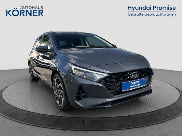 Grau Gebraucht 2022 Hyundai i20 Prime Kleinwagen | 19.900 € (Fairer Preis) - Bild 1/4