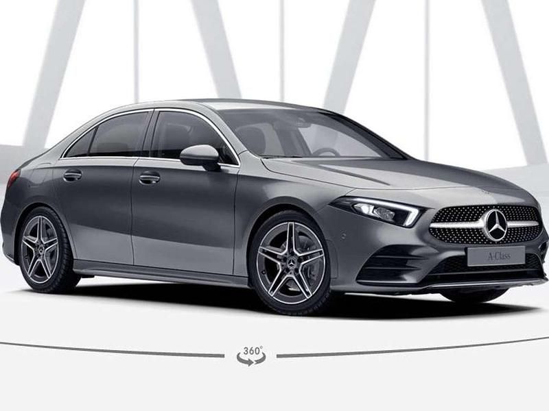 Grau Gebraucht 2022 Mercedes A250 AMG line Limousine | 28.500 € (Fairer Preis) - Bild 1/4