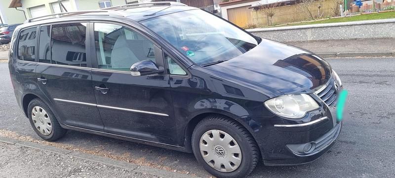 Gebraucht VW Touran 140 PS (102 kW) 2007 Schwarz Van / Kleinbus