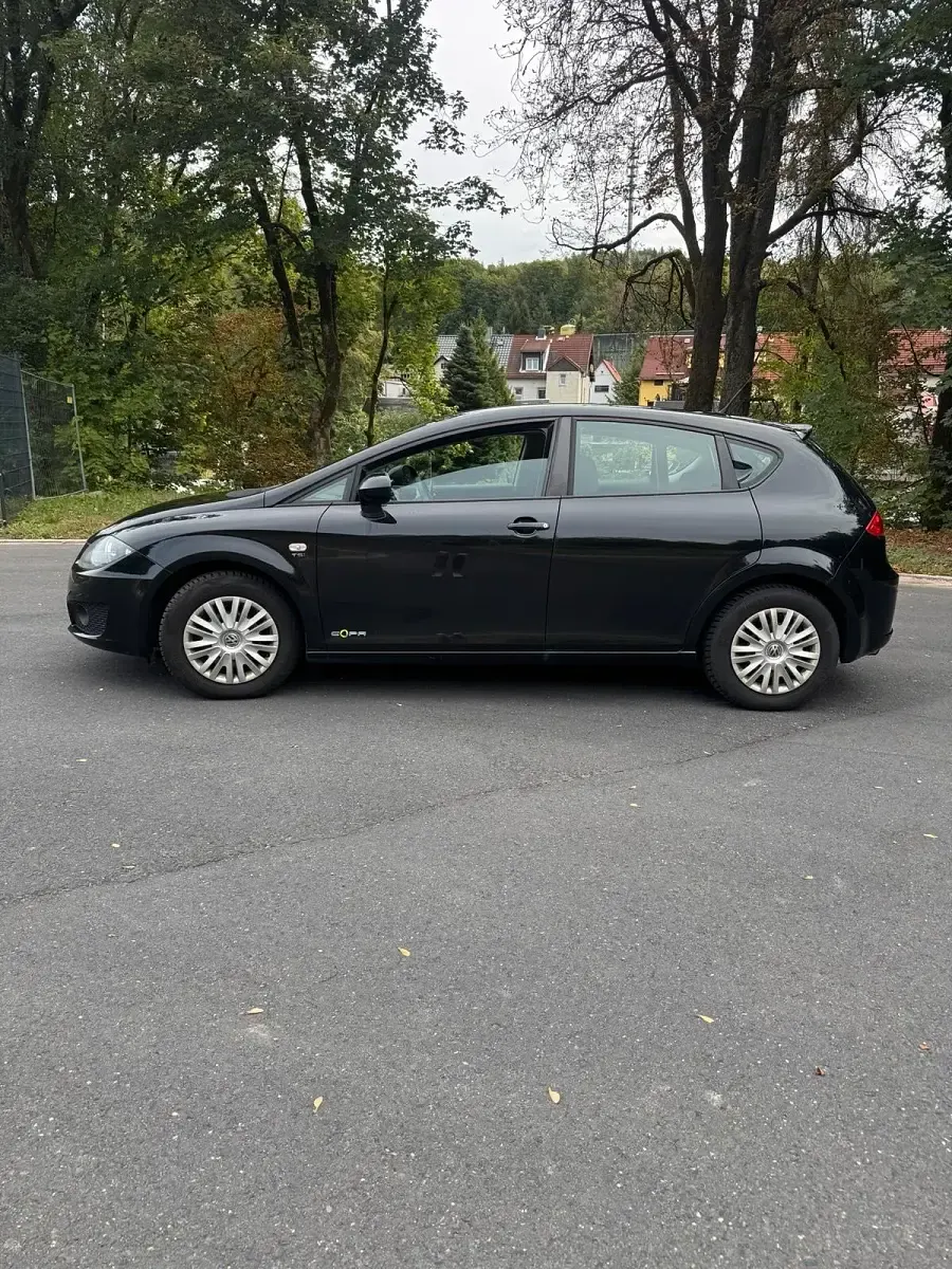Gebraucht Seat Leon 105 PS (77 kW) 2012 Schwarz Limousine