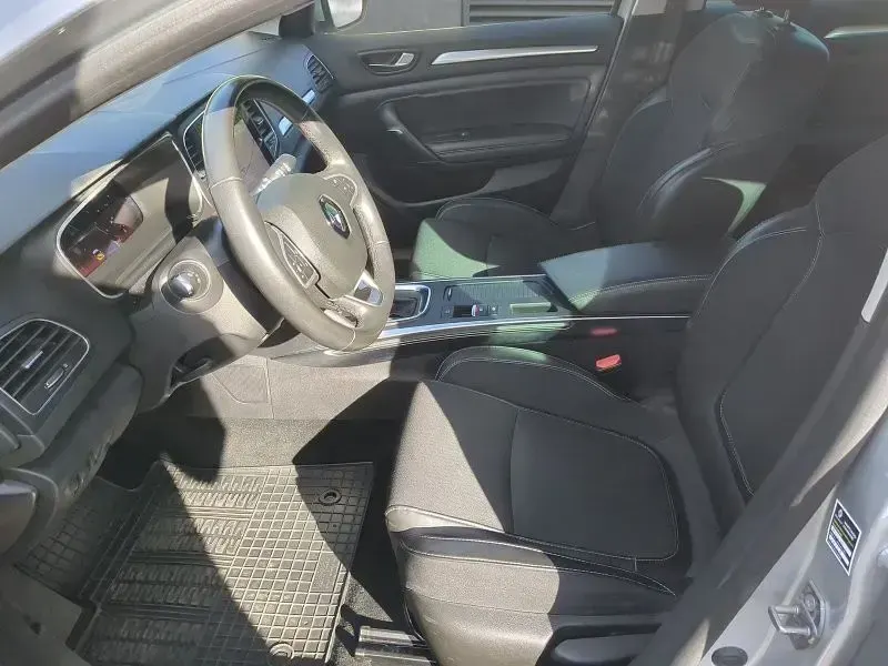 Gebraucht Renault Mégane IV Techno 140 PS (102 kW) 2023 Grau metallic