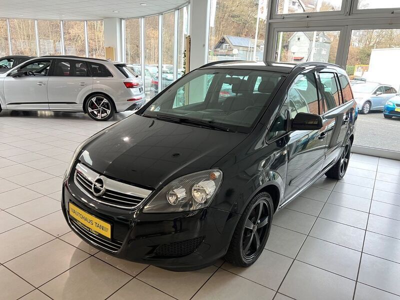 Schwarz Gebraucht 2013 Opel Zafira Family Van / Kleinbus | 5.990 € (Fairer Preis) - Bild 1/4