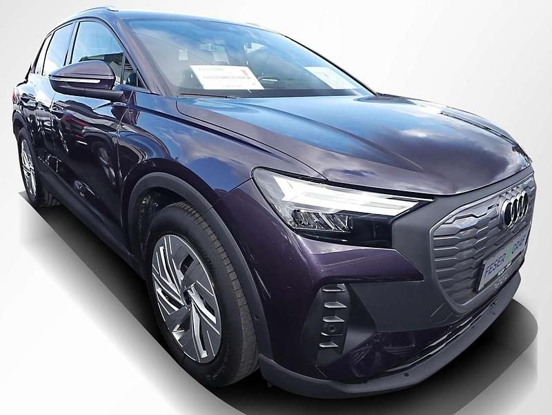 Gebraucht Audi Q4 e-tron Comfort 150 kW (204 PS) 2023 Auroraviolett metallic SUV