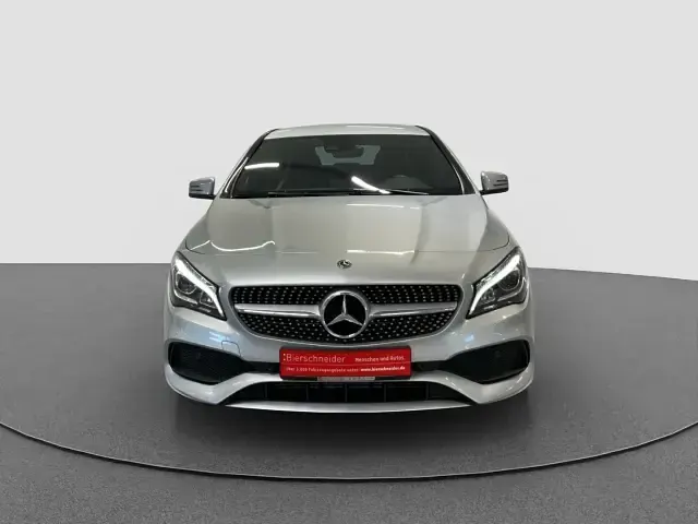 Gebraucht Mercedes CLA180 AMG line 122 PS (89 kW) 2017 Silber Coupé
