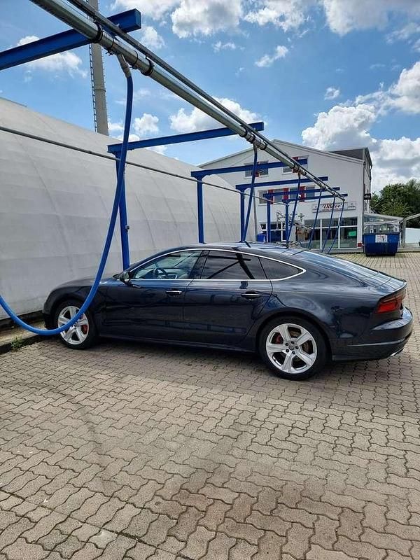 Blau Gebraucht 2015 Audi A7 Sport Coupé | 18.000 € (Fairer Preis) - Bild 1/4