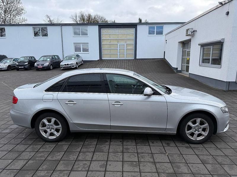 Gebraucht Audi A4 Ambiente 179 PS (131 kW) 2009 Silber Limousine