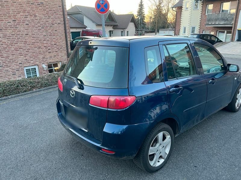 Second-hand Mazda 2 80 CP (58 kW) 2005 Albastru Hatchback