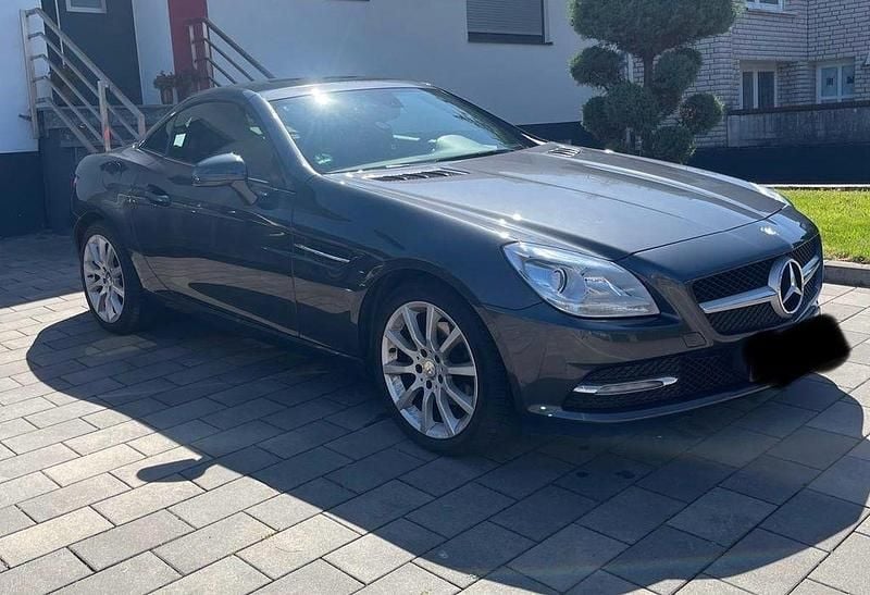 Gebraucht Mercedes SLK200 184 PS (135 kW) 2012 Grau Cabrio