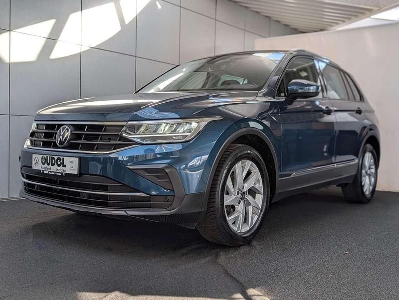 Gebraucht VW Tiguan Active 150 PS (110 kW) 2022 Blau SUV