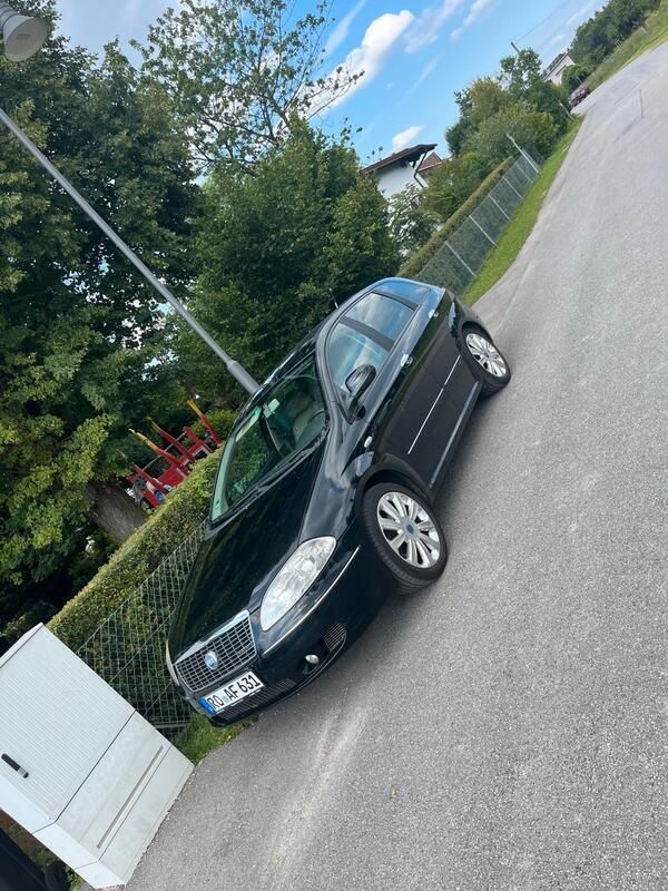 Schwarz Gebraucht 2007 Fiat Croma Kombi | 1.700 € (Fairer Preis) - Bild 1/4