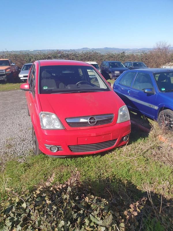Gebraucht Opel Meriva 90 PS (66 kW) 2009 Rot Van / Kleinbus