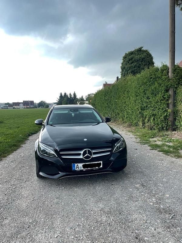 Schwarz Gebraucht 2015 Mercedes C220 Kombi | 11.500 € (Fairer Preis) - Bild 1/4