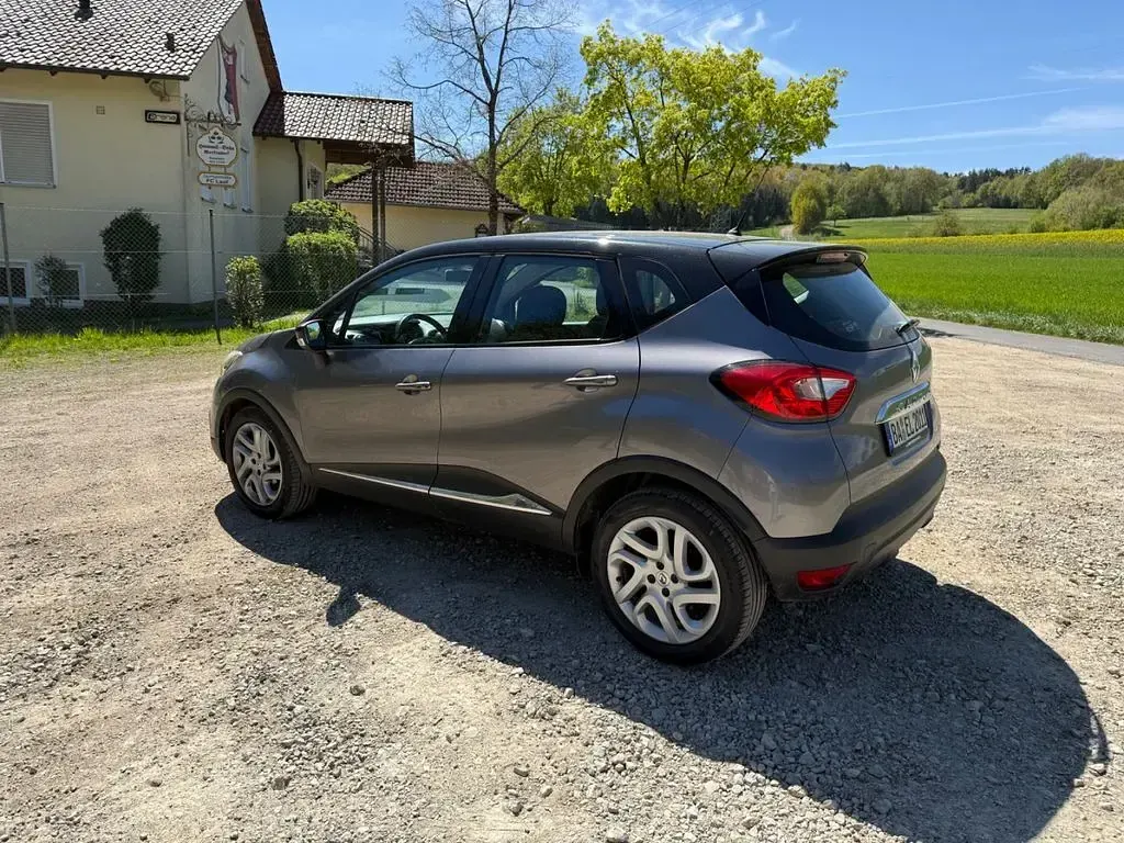 Occasion Renault Captur Experience 90 ch (66 kW) 2016 Gris SUV