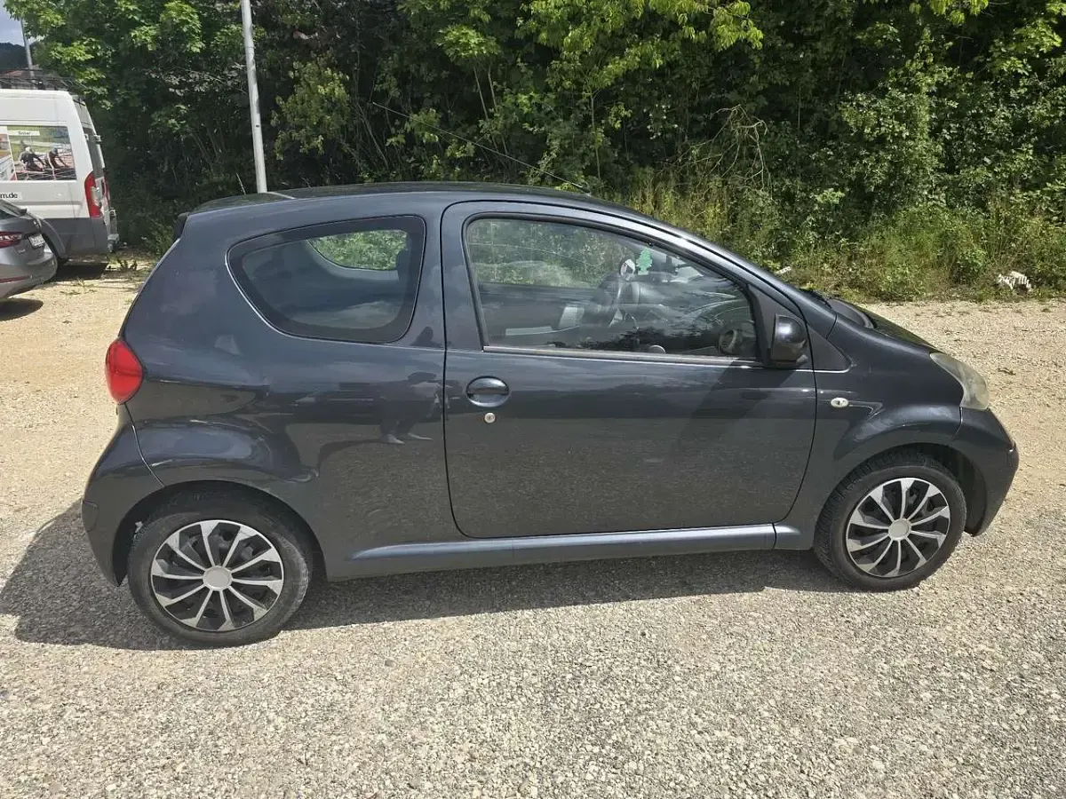 Gebraucht Toyota Aygo 68 PS (50 kW) 2005 Kleinwagen