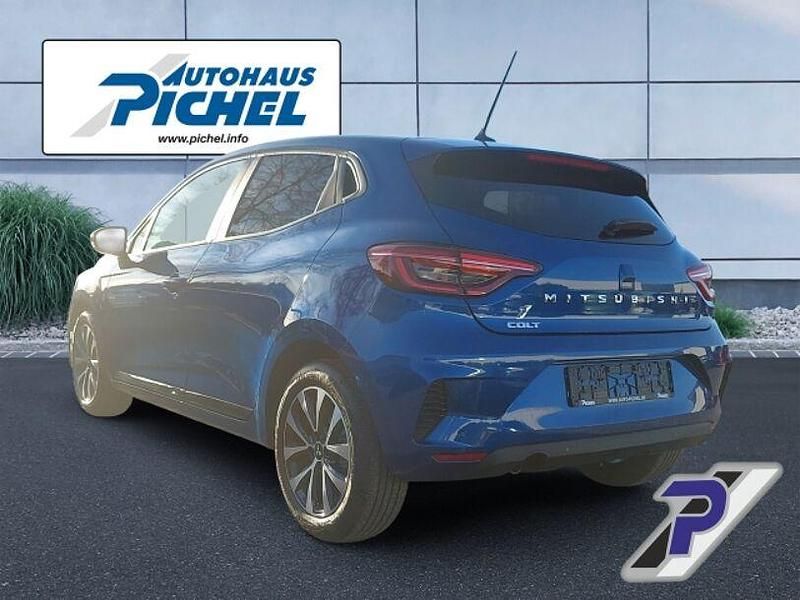 Neu Mitsubishi Colt Plus 91 PS (66 kW) 2025 Blau(metallic) Limousine