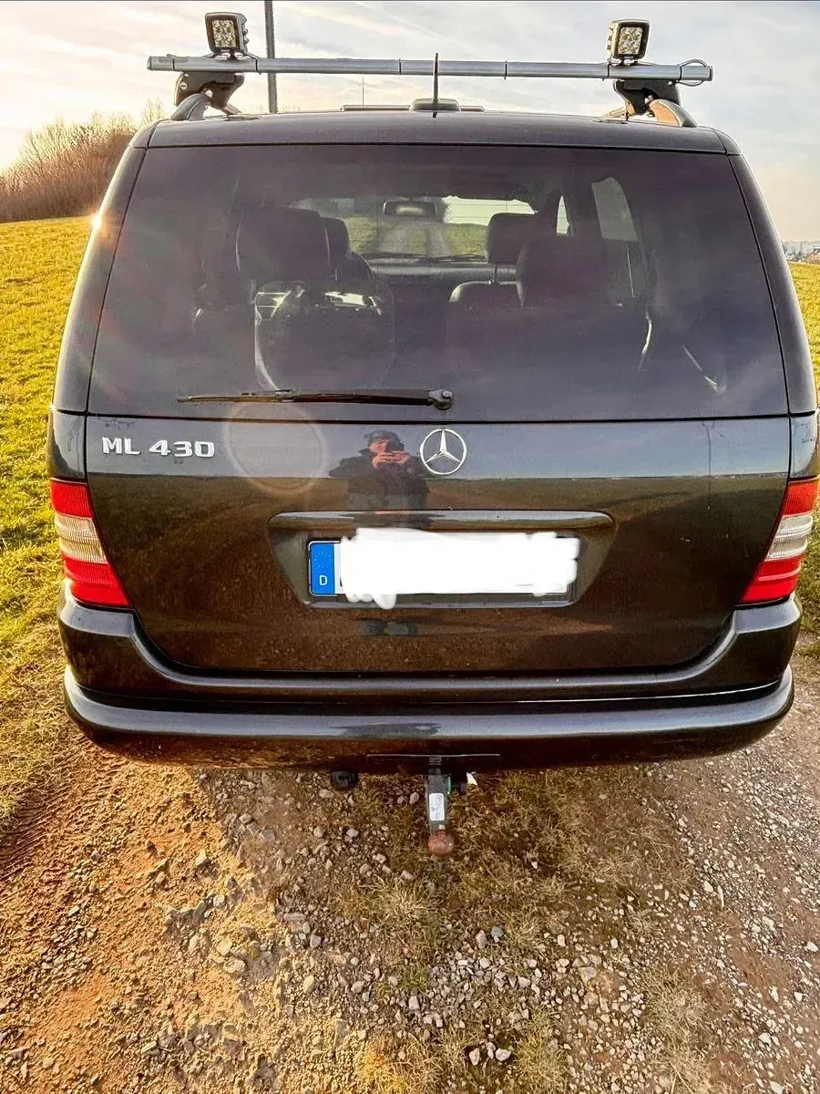 Gebraucht Mercedes ML430 272 PS (200 kW) 2000 Blau SUV