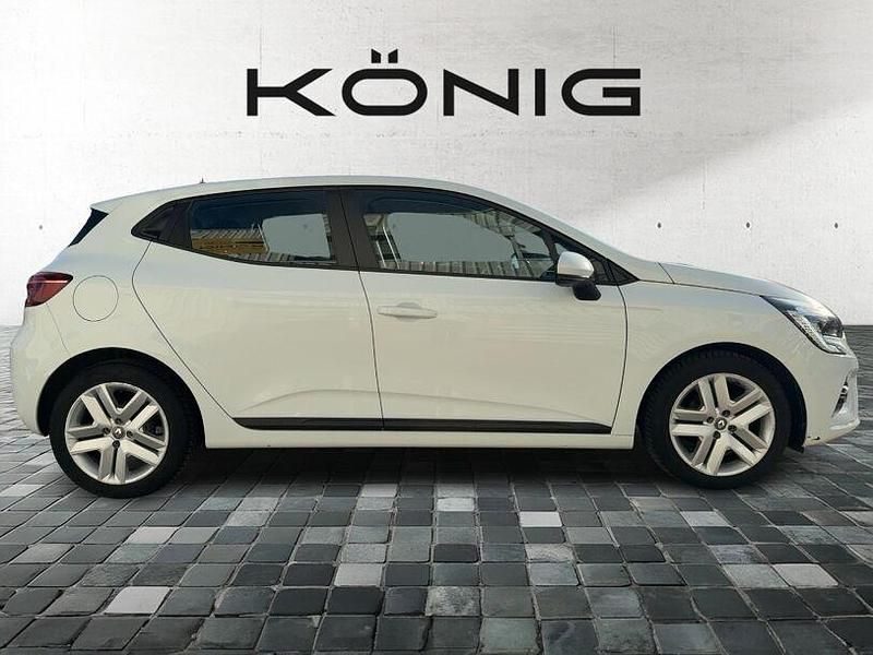 Gebraucht Renault Clio V SE 67 PS (49 kW) 2021 Weiss Limousine