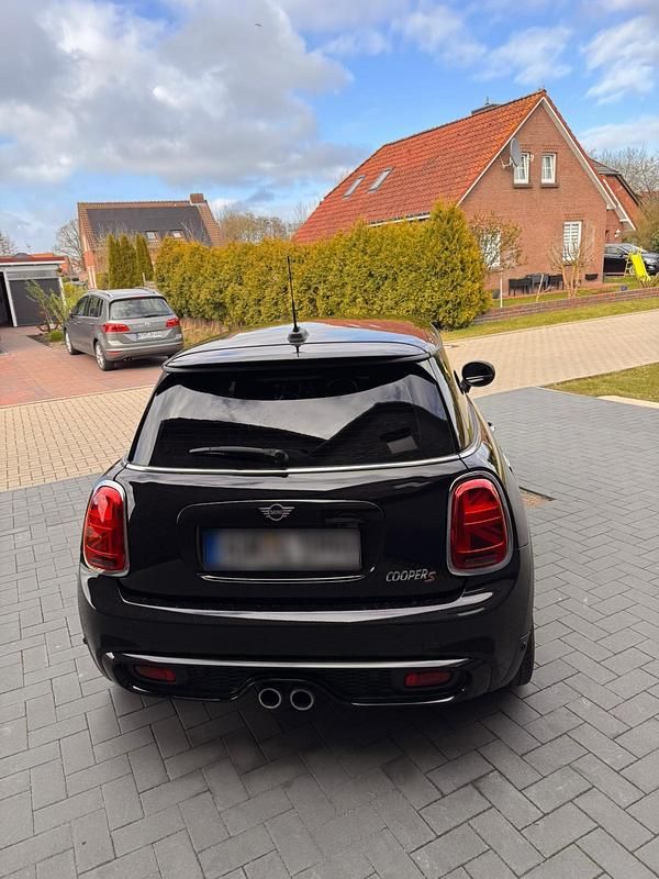 Second-hand Mini Cooper S 191 CP (140 kW) 2019 Negru Hatchback
